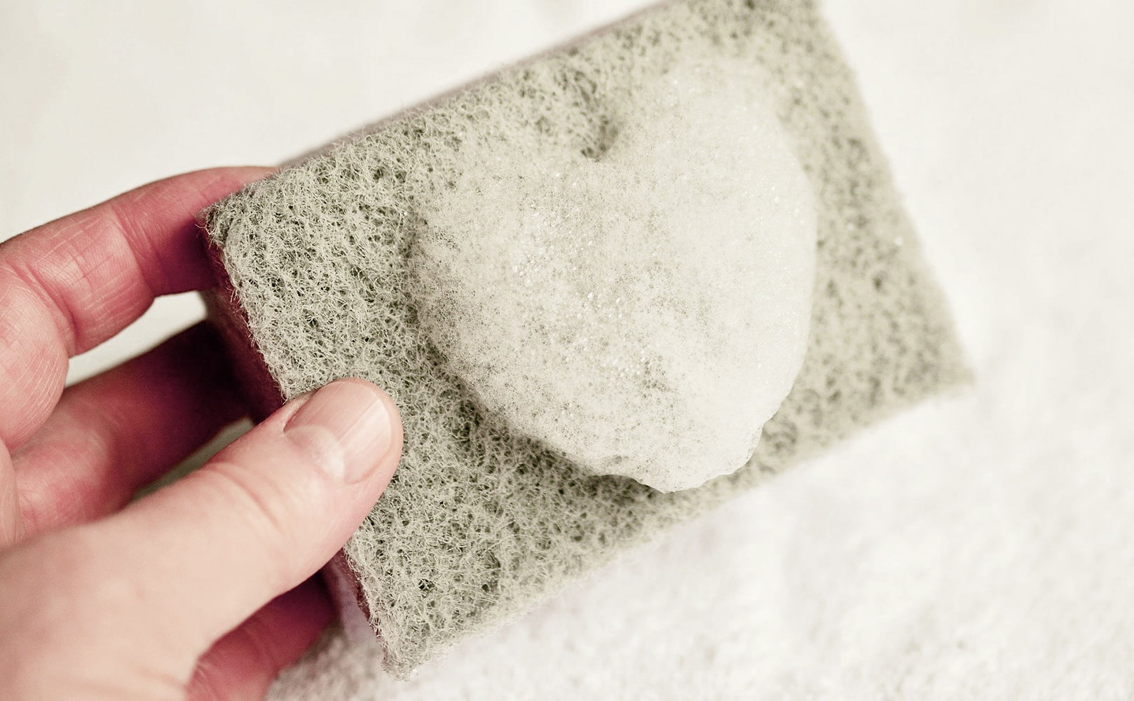 Cleaning Sponge with Foam Heart